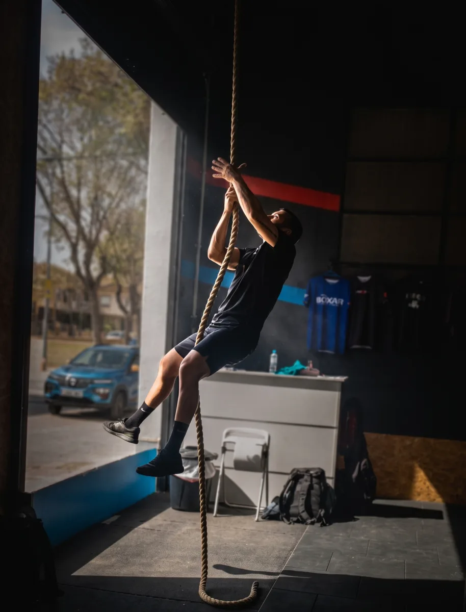 Rope climb, espinilleras y calleras: cómo proteger tu piel en CrossFit y Hyrox
